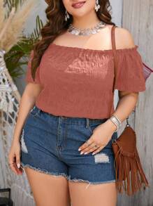 SHEIN Clasi Blusa de talla grande para mujer de color liso con volantes y manga corta descubierta de los hombros para vacaciones