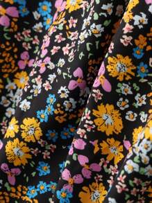 SHEIN LUNE Plus Size Ditsy Floral A-Line Skirt, Vintage Style, Suitable For Vacation - Multicolor - View 4