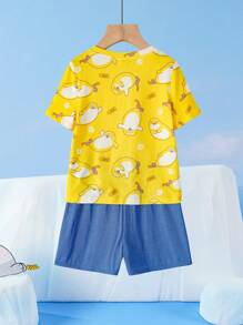 SEALOOK X SHEIN Kleine Jungen Cartoon Seehund Muster gelbes witziges lässiges Kurzarm T-Shirt und blaue Jeansshorts Set
