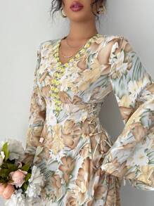 SHEIN Najma Vestido elegante árabe modesto con estampado floral, cinturón y mangas acampanadas para mujer