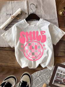 SHEIN Leap Crew 3件套少女休闲复古美式格子笑脸、卡通饮料、字母“SMILE”印花短袖宽松圆领T恤，白色、黑色、粉色可选，夏季上衣，女童图案T恤，少女服装，返校季，可爱T恤，复古T恤，粉色上衣，女童衬衫，学院风衬衫 - 彩色 - 查看 5