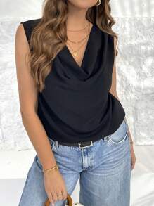 SHEIN Essnce Chemise sans manches noire ample et confortable pour femmes grandes tailles, style printemps/été, style minimaliste, pour le bureau, le travail, le style "old money", les sorties. Blouse ample pour grandes tailles, style européen été, tenue casual chic pour femmes.