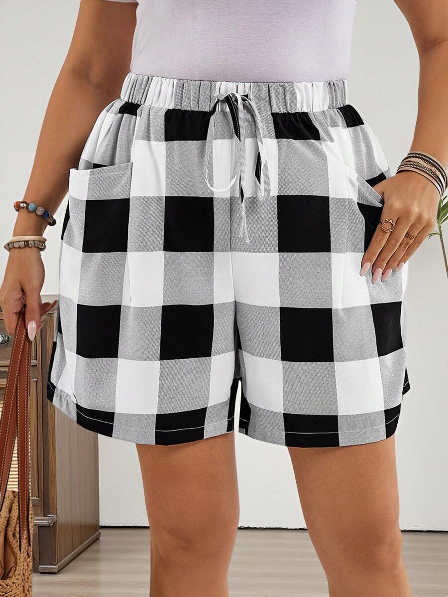 EMERY ROSE Plus Size Women Waist Tie Plaid Pocket Casual Shorts,Vacation Woman Summer For Women Office Wear, Vacation Woman, Summer For Women Festival Boho,Holiday - Black and White - View 1