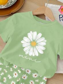 SHEIN Baby Girl Casual Minimalist Crew Neck Short Sleeve T-Shirt And Skinny Shorts Set, Suitable For Spring And Summer