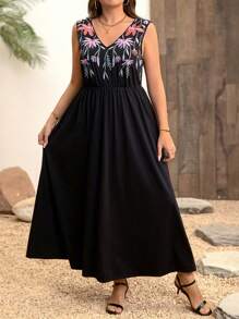 SHEIN Clasi Vestido sin mangas con cuello en V de unicolor y bordado con lazo para tallas grandes - Multicolor - Ver 6