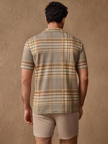 Manfinity ModaGents Set de 2 piezas de camisa polo de punto con cremallera y rayas, y shorts casuales para hombre, conjunto de polo ajustado