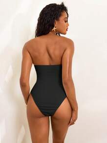 Opulessa 女士性感镂空海星装饰抹胸式连体泳衣，适合度假穿着