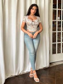 Firerie 抽绳花卉印花不对称下摆短袖短款 T 恤 - 卡其色 - 查看 3