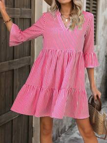 SHEIN Clasi Abito casual con colletto a tacca, stampa a righe e volant sul fondo