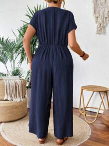 SHEIN Holidaya Elegante jumpsuit a tinta unita con scollo a V e pieghe sulla parte anteriore, per taglie curvy, stile casual da pendolare, adatto per primavera ed estate