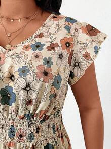 SHEIN LUNE Plus Size Women V-Neck Allover Print Simple Long Casual Dress Bohemian Summer Boho Old Money Summer Outfits For Women Spring Break Rave Outfits Festival Spring Break Outfits Look São João São João São João 2025 Midsummer Day Outfit Graduation Dress Wedding Guest Dress Women Vacation Outfits Woman Beach Outfits For Woman Festival Sundress Birthday Dresses For Women Women Dresses Elegant Gown Women Summer Clothing Women Dresses Birthday Woman S Summer Clothes Work Summer Dresses,Sun Dresses For Women