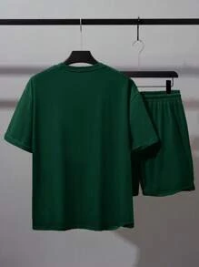 Manfinity Homme Set casual da uomo composto da t-shirt a maniche corte con collo rotondo e stampa di lettere, e pantaloncini, outfit estivo da 2 pezzi per uomo