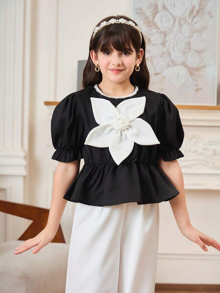 SHEIN Blusa de verano elegante para niñas preadolescentes con mangas abullonadas, volante en el bajo y flores 3D con cuentas