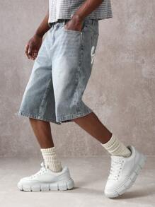 SUMWON 设计师宽松牛仔短裤复古涂鸦印花后口袋夏季街头风破洞阔腿及膝休闲都市复古 Y2K 时尚牛仔短裤 - 藍色 - 查看 2