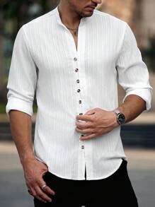 Manfinity RelaxMax Camisa casual de manga larga con textura y botones delanteros para hombres