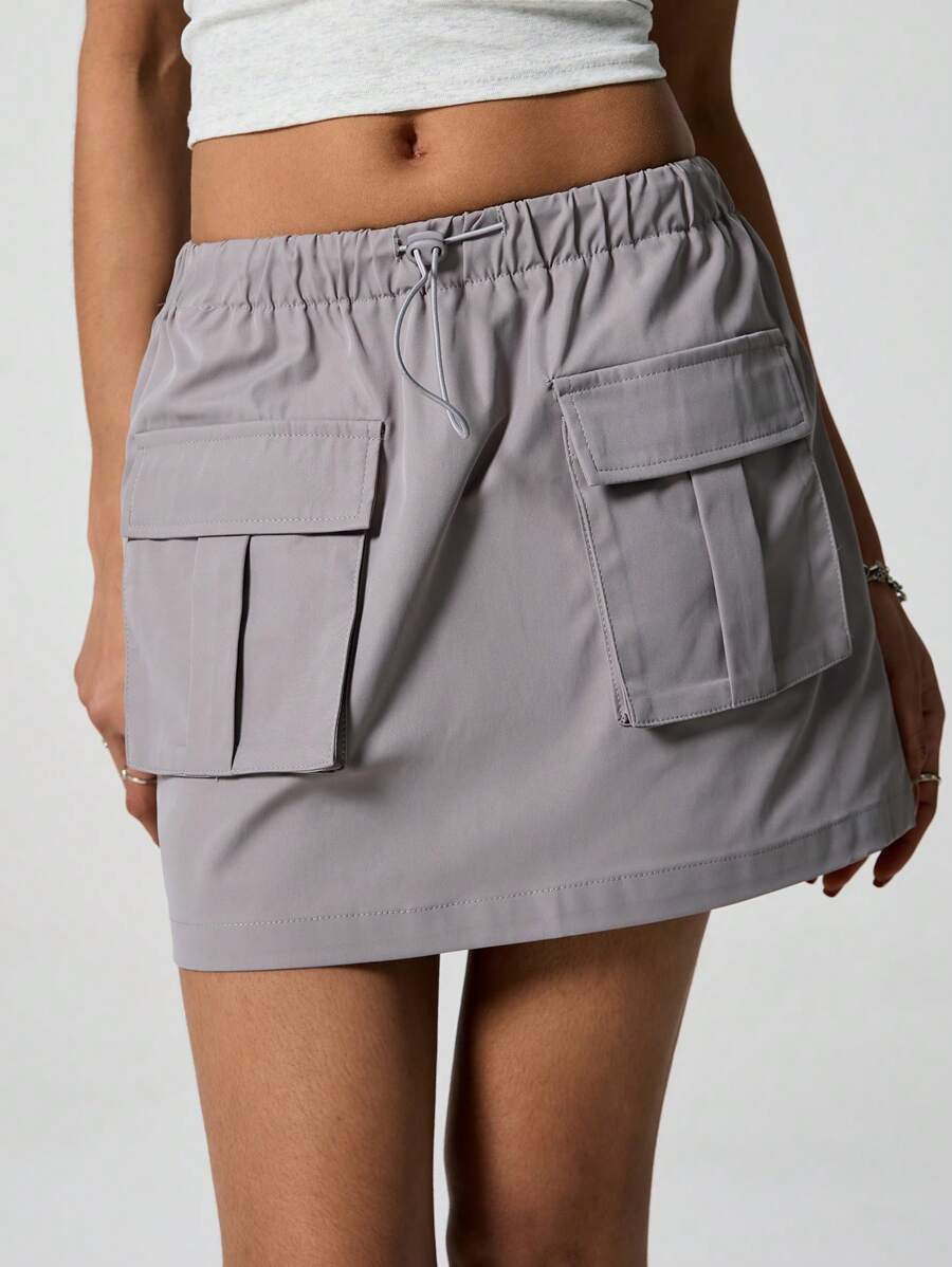 SHEIN EZwear 翻蓋口袋腰部抽繩工裝裙 - 灰色 - 查看 1