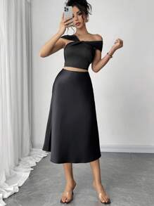 SHEIN Clasi 2pcs Set Knitted Plaid Ruffle Asymmetric Collar Form-Fitting Crop Top & High Waisted Solid Color Fishtail Skirt Women's Concert Attire - Black - View 1