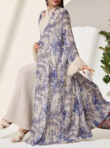 Al Najma 女士花卉印花仿皮草长袍和吊带长袍套装，阿拉伯风格服装 - 彩色 - 查看 4