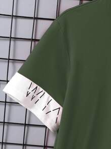 Set de 2 piezas para adolescentes: Camiseta de manga corta con cuello redondo color navy y puños de manga blancos con estampado de letras, y shorts blancos con parche de letras - Conjunto de verano casual y deportivo nuevo - Verde militar - Ver 3