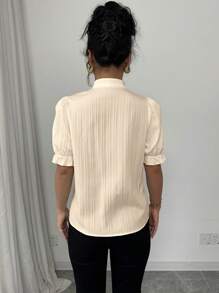 Selianne Modische vielseitig einsetzbare Bluse für Frauen mit Kragen, Schleifen-Dekor und Bubble-Textur, Kurzarm