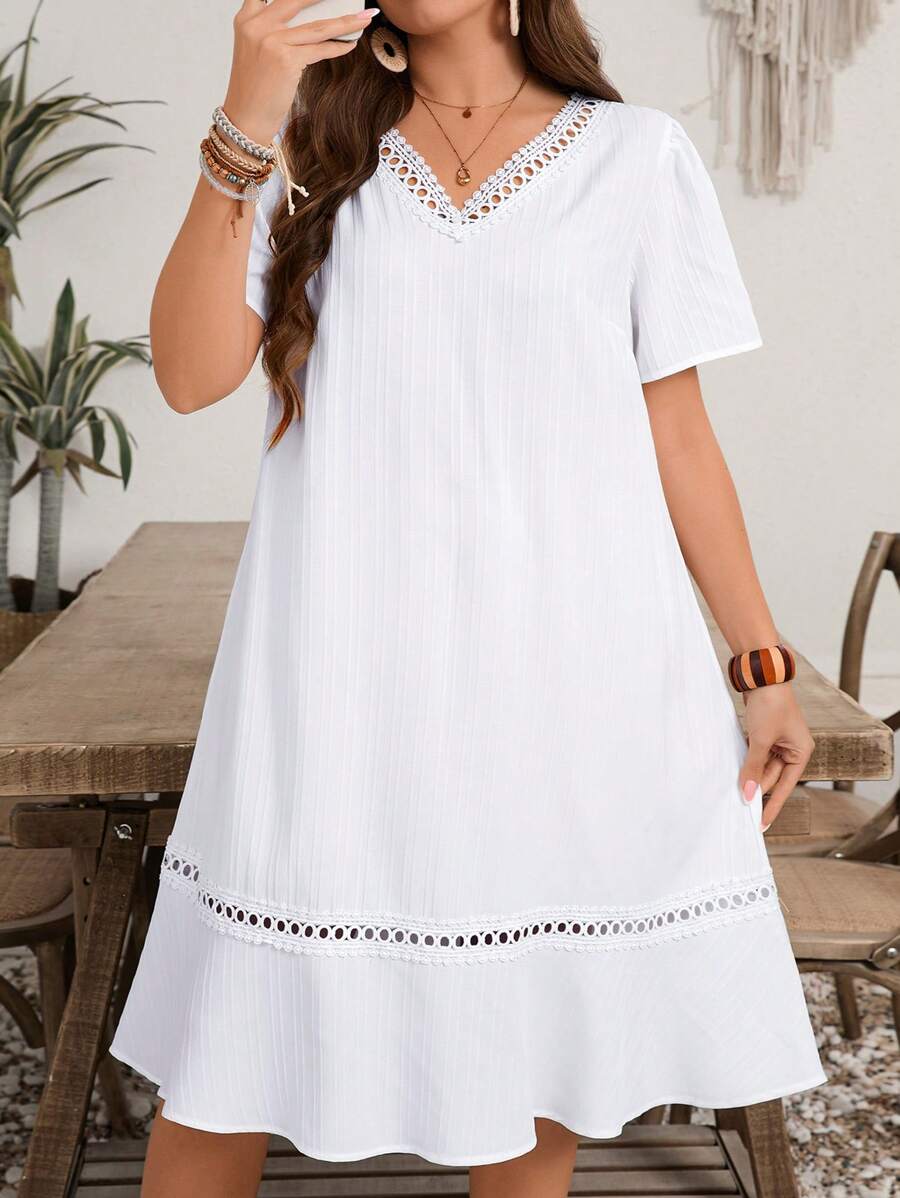 EMERY ROSE Plus Size Women Solid Color Contrast Lace Short Sleeve Loose Casual Dress,Summer Outfits For Women,Spring/Vacation - White - View 1