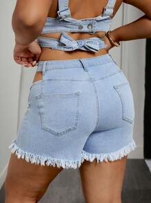 SHEIN SXY Plus Size Summer Sexy Hollow Out Tassel Hem Denim Shorts - Blue - View 2