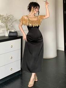 DAZY 女士优雅修身婚礼/宴会礼服套装，饰有闪亮亮片、网纱披肩、缎面和绉纱吊带连衣裙，适合返校节、舞会、新年等场合，也可作为女士嘉年华闪亮礼服穿着。 - 黑色 - 查看 1