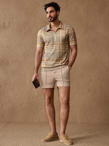 Manfinity ModaGents Set de 2 piezas de camisa polo de punto con cremallera y rayas, y shorts casuales para hombre, conjunto de polo ajustado