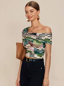 Chiquease Women's Fitted Asymmetrical Print Short Sleeve Top - Multicolor - View 6