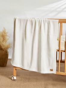 Cozy Pixies 4件套白色针织婴儿襁褓毯礼盒套装（包含帽子、脚套、毯子） - 白色 - 查看 8