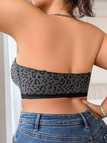 Women Plus Size Seamless Wireless Front-Clasp Padded Cami Bra, Leopard Print Wave Edge, Sexy