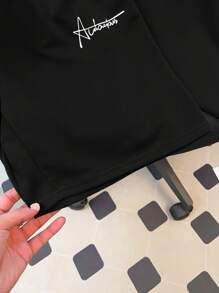 SHEIN 2pcs/Set Teen Boys Casual Comfortable High Cost-Performance Letter Print Short Sleeve T-Shirt And Shorts, Urban Casual Style