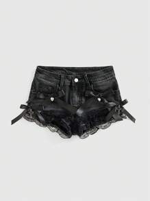 ROMWE Grunge Punk Shorts vaqueros mini de talle súper bajo con colgante cruzado, lazo de encaje y estilo lindo para mujer, en color azul oscuro o negro, adecuados para verano, playa, graduación, Pascua, conciertos, vacaciones en Nashville