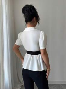 Elenzga Blusa estiva da donna con scollo a V, vita arricciata, maniche a sbuffo, con stampa in bianco e nero
