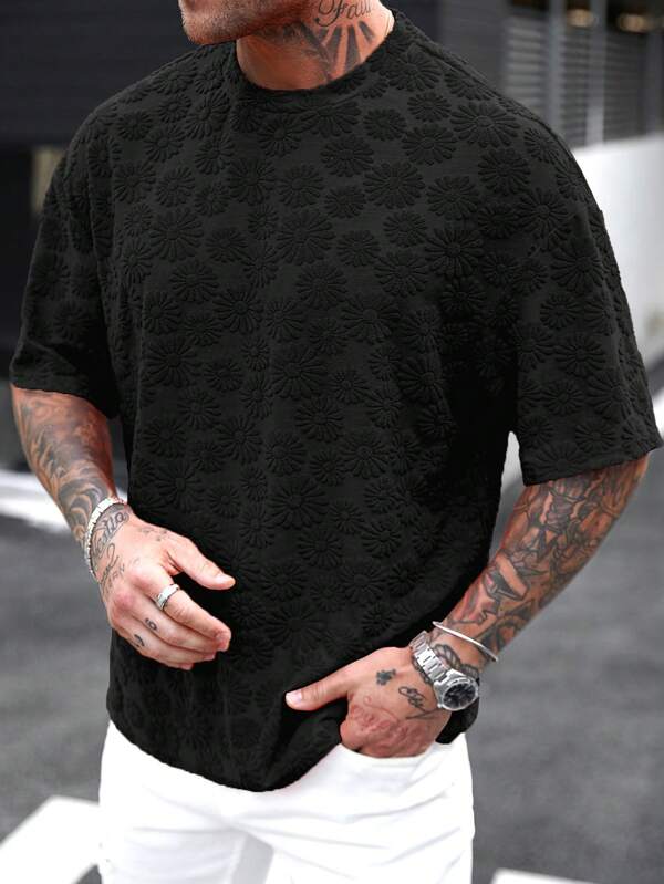 Manfinity RSRT Men's Vacation Casual Style, INS Matched With A Round-Neck Short-Sleeve T-Shirt Featuring A Four-Leaf Clover Texture Jacquard Floral Pattern. With A Loose Fit, This T-Shirt Embodies Fashionable Styling And French Casual Romance. It Is Perfect For A Hawaiian Beach Vacation, As Well As Music Festivals And Everyday, Making It An Excellent Gift For Boyfriends Or Husbands. Suitable For Pairing In All Four Seasons, Especially Spring And Summer.