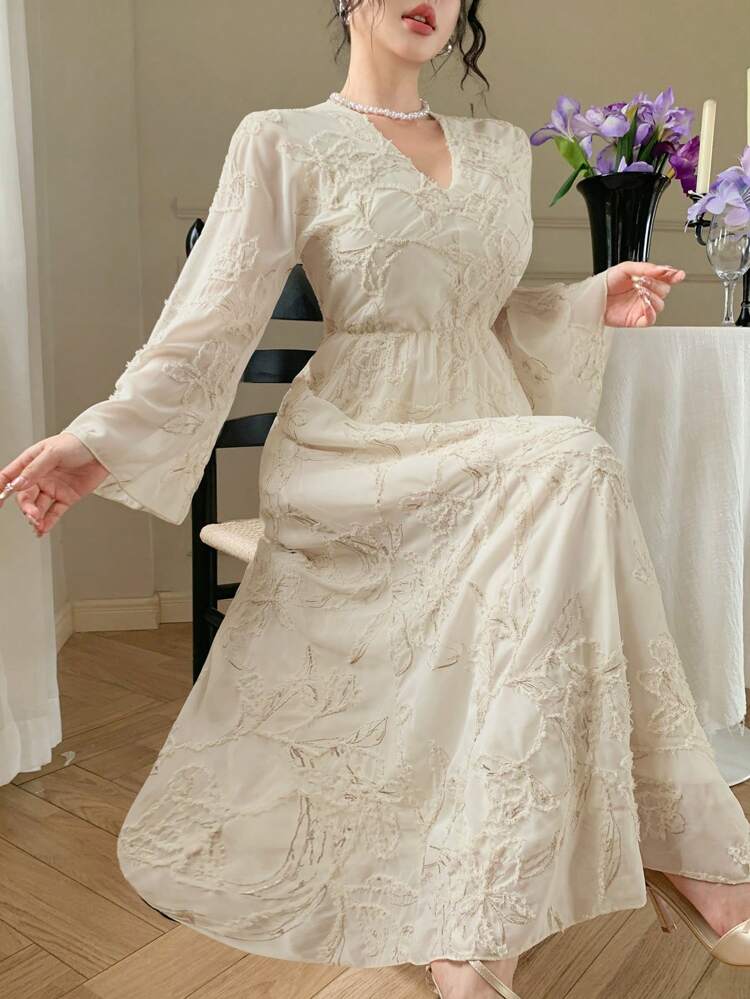 V-Neck Waist Cinched Lace Texture Vacation Beach Ditsy Floral Midi Dress For Women, Spring/Fall Long Sleeve Dress