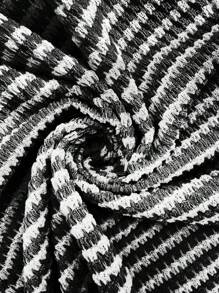 SHEIN Frenchy Blusa de tela a rayas de estilo casual y fashion para mujer de talla grande, estilo de uso diario, nuevas llegadas de primavera/verano