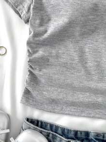 Camiseta de manga corta con cuello redondo, tejido de unicolor, estilo BM, con diseño de corbata, contraste de color bordado en la cintura lateral y recogida, para adolescentes, atuendos de verano, básicos, casuales