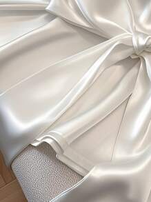 GlowEve Women's Fashionable Elegant V-Neck Sleeveless Cinched Waist Bowknot Decor Simple Solid Color Elegant Tank Top, Spring/Summer