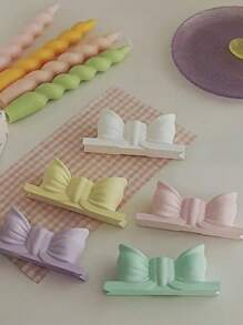 SHEIN Gypsum Candlestick Decorative Candlestick Center Decoration,Ins Style Pink Bow Candlestick Is Suitable For Candles, Suitable For Dining Table Wedding Dinner Party Gifts Birthday Graduation