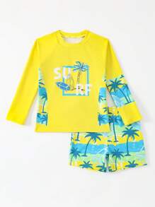 Conjunto de traje de baño de vacaciones para niño con top de manga larga con estampado de palmeras y shorts
