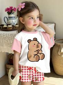 SHEIN 可爱水豚和樱桃印花粉色女婴两件套，休闲简约圆领短袖T恤和紧身短裤，适合春夏季