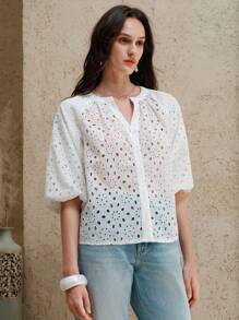 Chiquease 女式休闲简约度假海滩风V领镂空衬衫 - 白色 - 查看 5