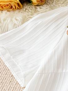 SHEIN LUNE Đầm dài vừa phải tay ngắn cổ chữ V họa tiết hoa thời trang đi làm thường ngày cho nữ, thoải mái, đa năng, vải thoải mái, màu trắng, cỡ lớn, phù hợp cho mùa xuân, hè, thu - trắng - Xem 5