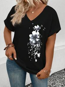 SHEIN VCAY CURVE Women's Casual V-Neck Short Sleeve Cuff Ink Floral Print Plus Size T-Shirt - Black - View 5