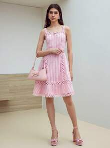 MOTF STUDIO CONTRAST LACE ZIPPER DRESS - Pink - View 1