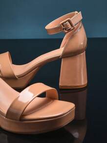 SHUZIA 畅销女士踝带方头粗跟裸色凉鞋——时尚、舒适、百搭的必备单品 - 米色 - 查看 6