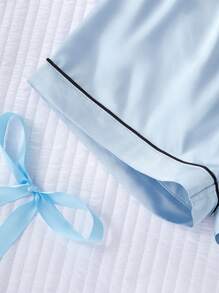 SHEIN 女童 3 件組睡衣套裝：純色皺褶布料長褲、短褲與短袖 V 領上衣，適合大齡前青春期女孩的休閒睡衣 - 藍色 - 查看 6