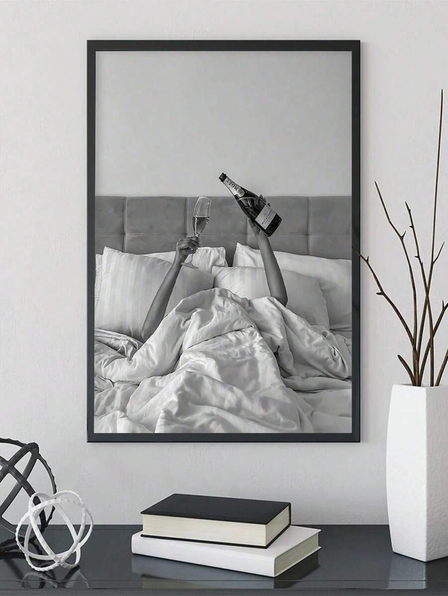 SHEIN 1pc Unframed Black And White Pouring Champagne On Bed Celebrating Canvas Poster,Waterproof Wall Art, Modern Artwork Wall Painting For Gift,Bedroom, Living Room, Office,Bathroom,Dining Room,Cafe, Bar, Wall Decor, Home And Dormitory Decoration Christmas For Holiday Gift Giving