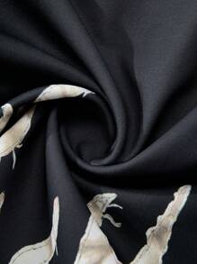 Manfinity LEGND Plus Size Men's Letter And Flame Print Drawstring Waist Loose Shorts - Black - View 7